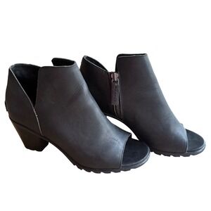 $176 SOREL Nadia Black Leather Peep Toe Heeled Ankle Booties Side Zip SZ 9.5 EUC